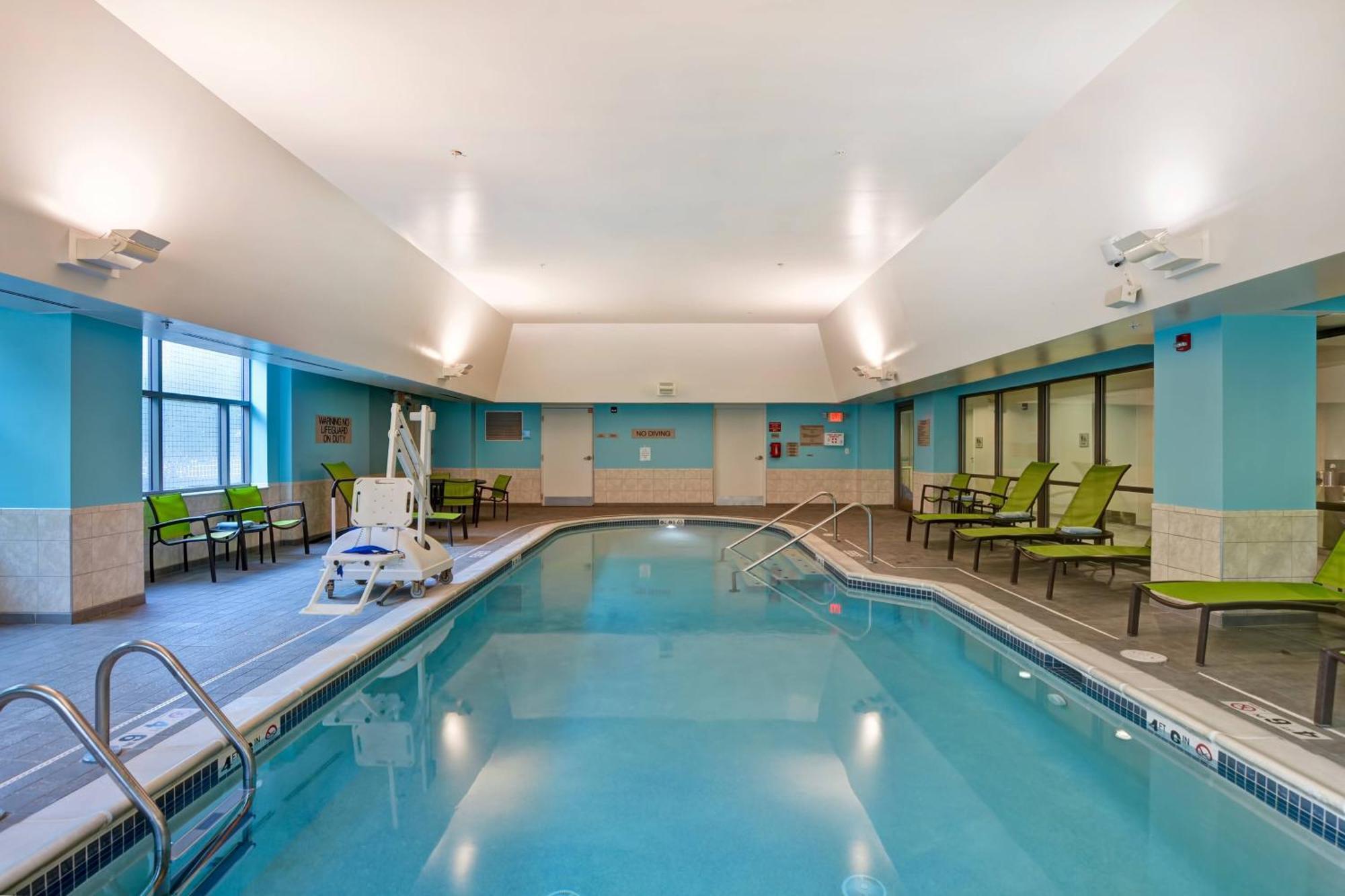 Springhill Suites By Marriott Cincinnati Midtown Zewnętrze zdjęcie