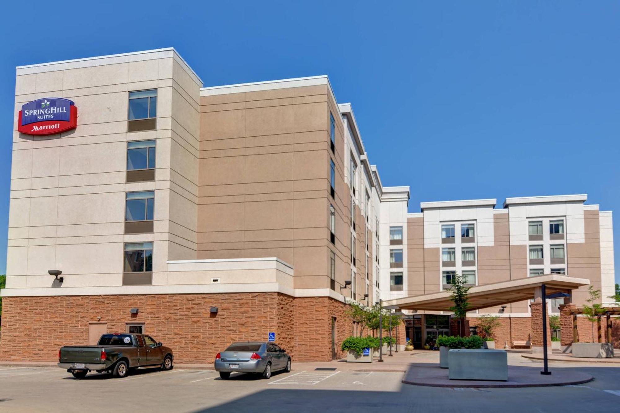 Springhill Suites By Marriott Cincinnati Midtown Zewnętrze zdjęcie